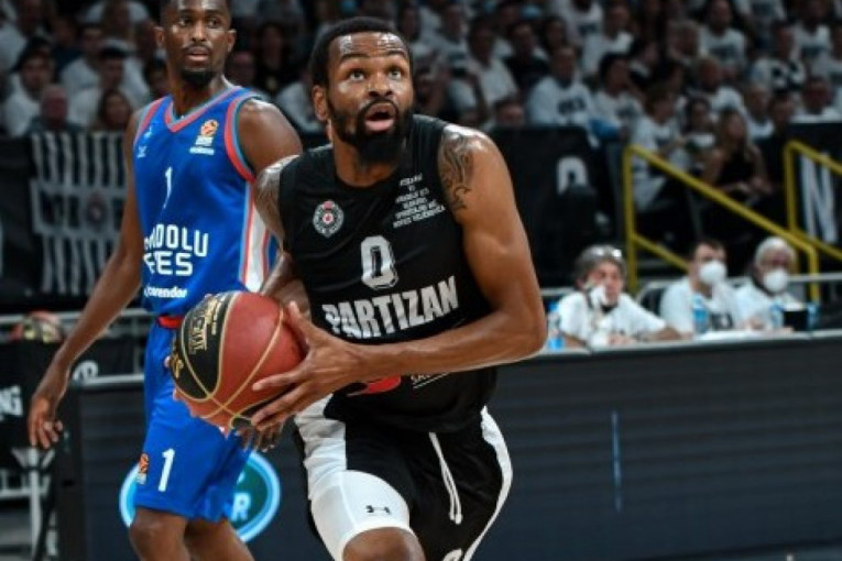 Grobari u transu, moćne reči Kevina Pantera: Dogodine u Evroligi!