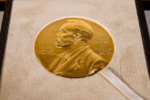 Muratov prodao Nobelovu medalju za rekordnih 103,5 miliona dolara!