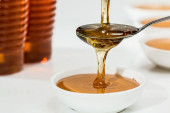 Osim što je zdrav, med je sjajan i za negu: Čisti i hidrira kožu, ali i uklanja šminku
