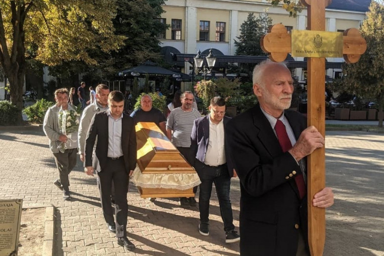 Ispunjena poslednja želja narodnog vožda: Ko je general Stratimirović čiji će ostaci danas biti položeni u Sremskim Karlovcima (FOTO)