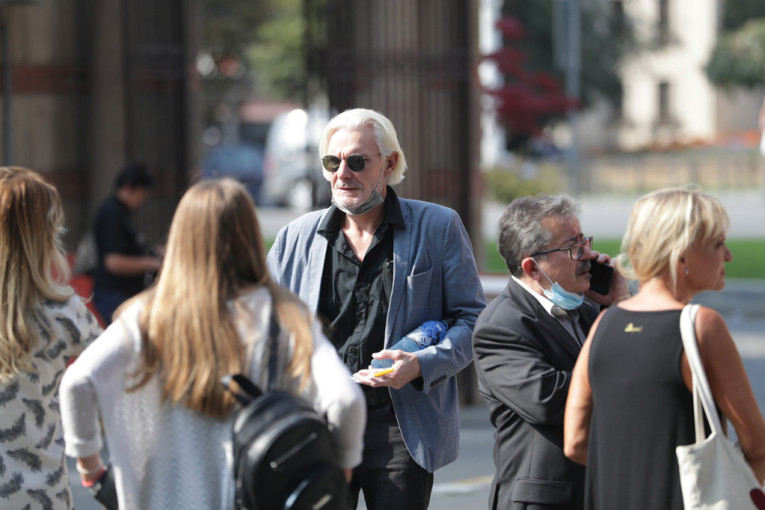 Sahrana Nenada Nenadovića: Oproštaj od glumca koga ćemo pamtiti po osmehu (FOTO/VIDEO)