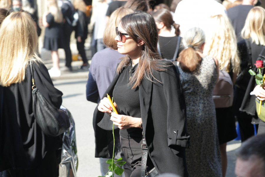 Sahrana Nenada Nenadovića: Oproštaj od glumca koga ćemo pamtiti po osmehu (FOTO/VIDEO)