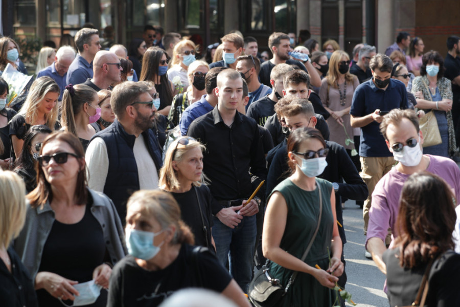 Sahrana Nenada Nenadovića: Oproštaj od glumca koga ćemo pamtiti po osmehu (FOTO/VIDEO)