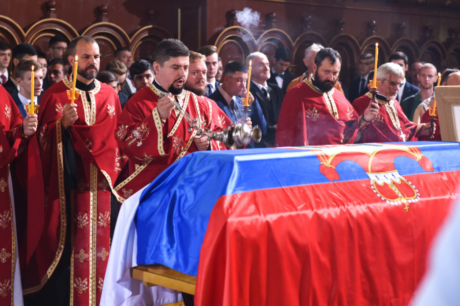 Počivajte u miru, generale: Pohranjeni ostaci narodnog vožda Đorđa Stratimirovića (FOTO)