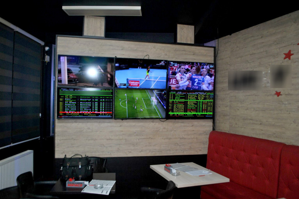 Nožem do pazara iz kladionice: Razbojništvo u Kragujevcu