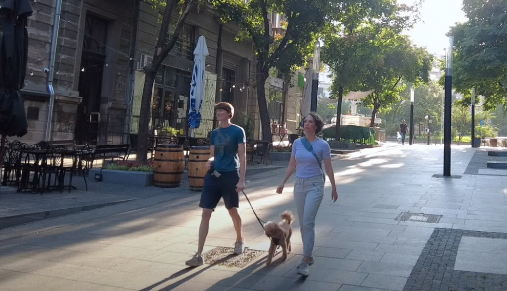 Cene niske, a rakija odlična: Kanađanke živele mesec dana u Beogradu, prestonica ih oduševila! (VIDEO)