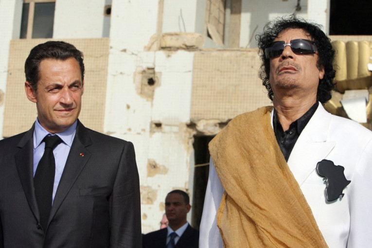 Svi Sarkozijevi skandali: Nije samo Gadafiju uzeo milione, a mrzeli su ga zbog luksuza i burnog ljubavnog života
