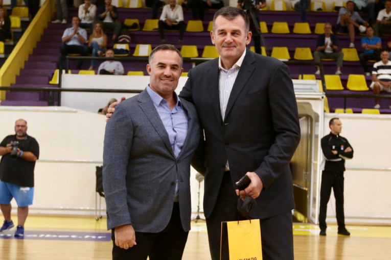 Split odao počast Saviću: Sportski direktor Partizana se naosvajao trofeja sa "žutima"