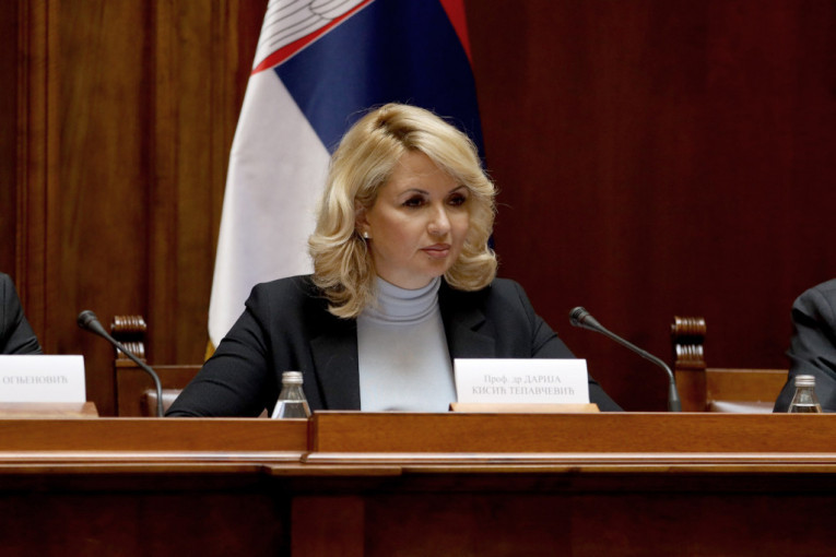 Ministarka Kisić Tepavčević poručila: Najstariji sugrađani nam pokazali da su najodgovorniji, hvala im na tome! (FOTO/VIDEO)