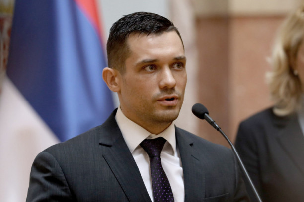 Ministarka Kisić Tepavčević poručila: Najstariji sugrađani nam pokazali da su najodgovorniji, hvala im na tome! (FOTO/VIDEO)