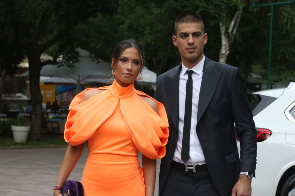 Ilon Mask prvi put dostigao bogatstvo od 600 milijardi dolara