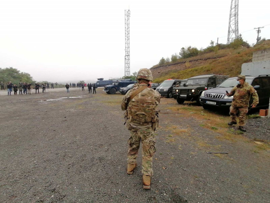 24sedam sa Srbima na "oslobođenom Jarinju": "Da prospem vodu za njima, da se nikad ne vrate" (FOTO/VIDEO)