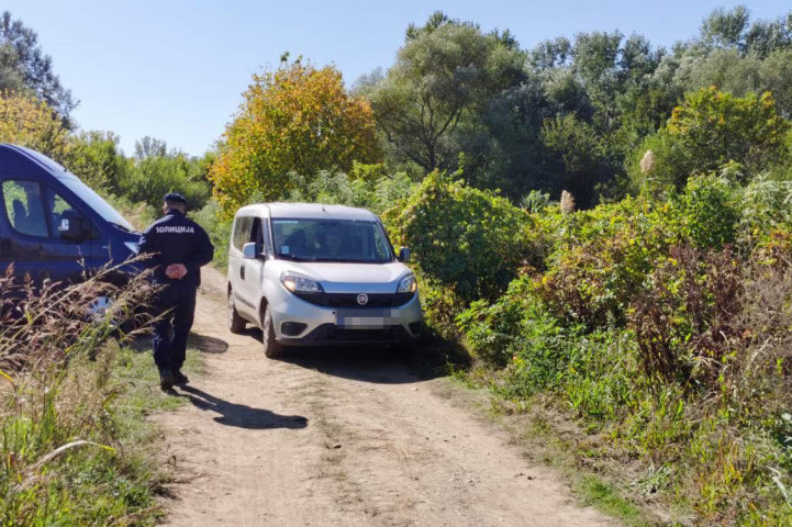 Desetak osoba saslušano zbog ubistva Đokića: Ubice dobro natopile tela pre nego su ih zapalile (FOTO)