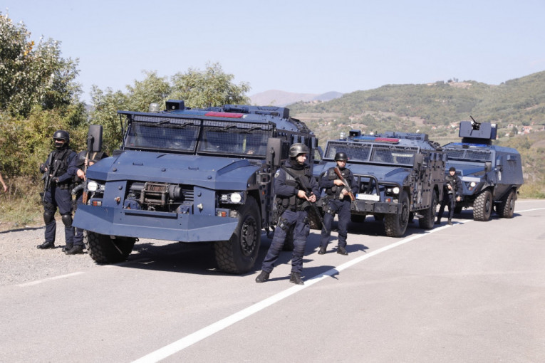 ROSU sprema upad na sever? 100 naoružanih specijalaca u pripravnosti u južnom delu Kosovske Mitrovice