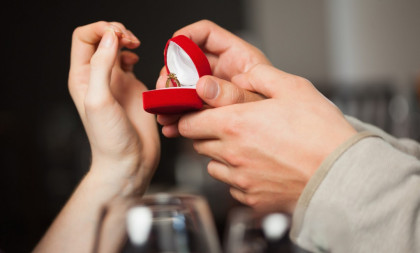 Skupoceni verenički prsten je izazvao lavinu komentara: "To je otvarač za konzerve" (VIDEO)