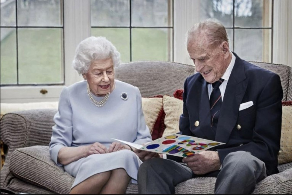 Preživela atentat i gospodari delfinima: 70 zanimljivosti o kraljici Elizabeti koje niste znali