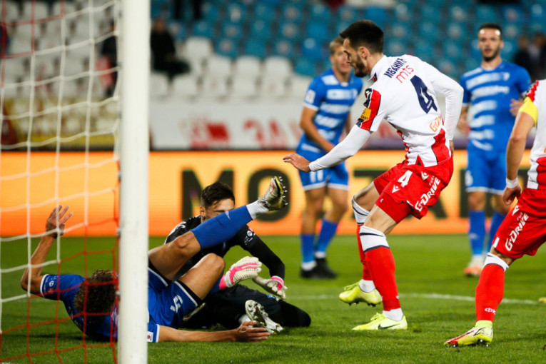 Ivanić Zvezdin „anđeo čuvar“! (VIDEO)