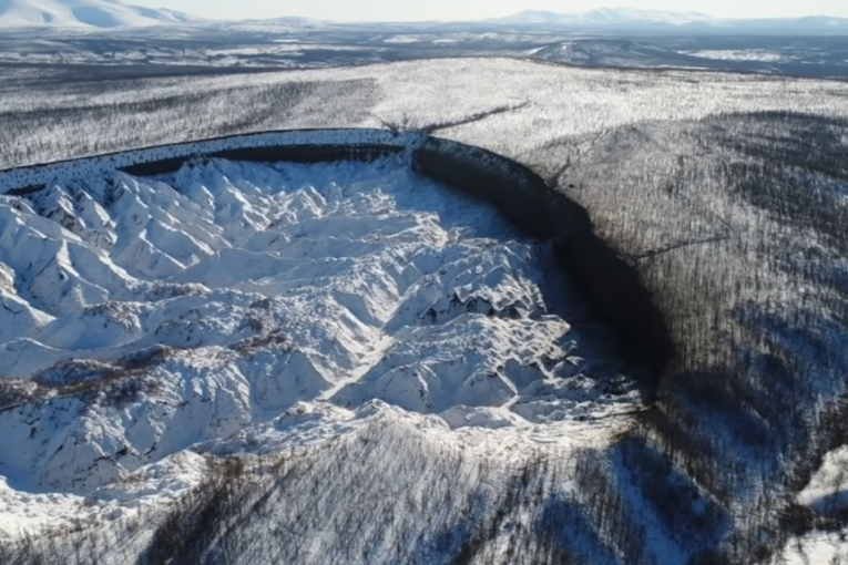 Šta kriju misteriozni krateri širom Sibira: Jedan je posebno zanimljiv naučnicima (VIDEO)