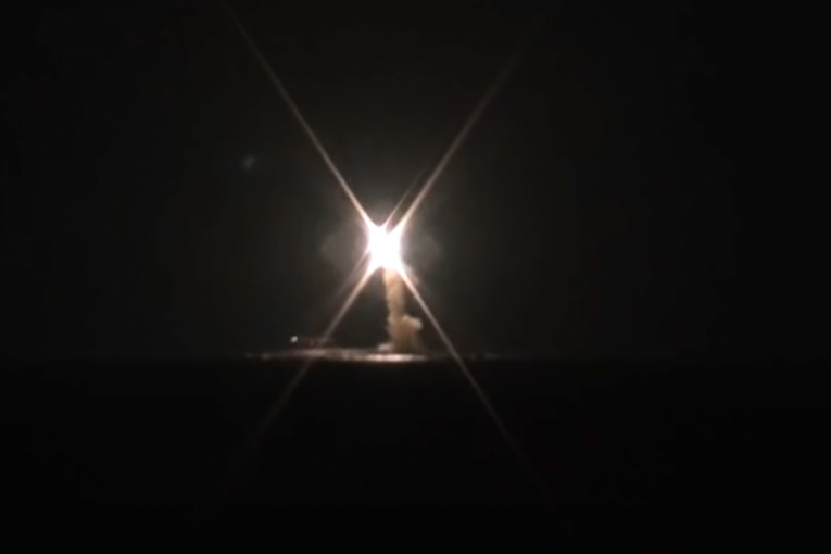 Rusi prvi put lansirali hipersonični projektil sa nuklearne podmornice (VIDEO)