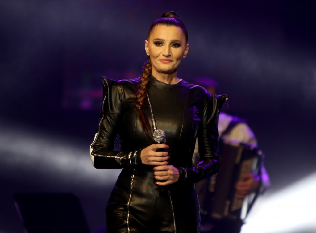 Isplivala dosad neviđena fotografija Mire Škorić: Pevačica ne liči na sebe (FOTO)