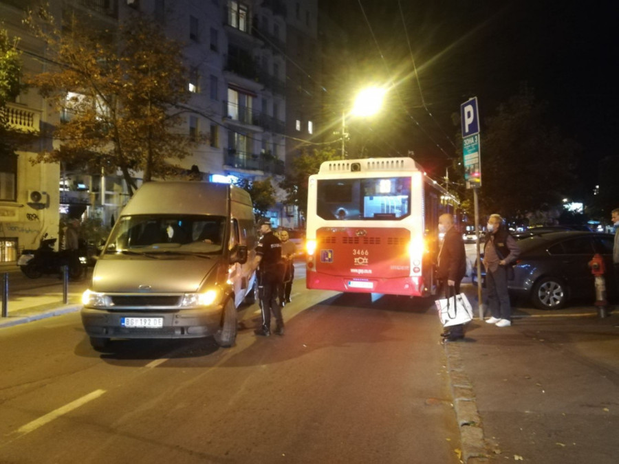 Talas povratnika zatrpao puteve: Očekuje se više od 62.000 vozila na naplatnoj stanici "Beograd“