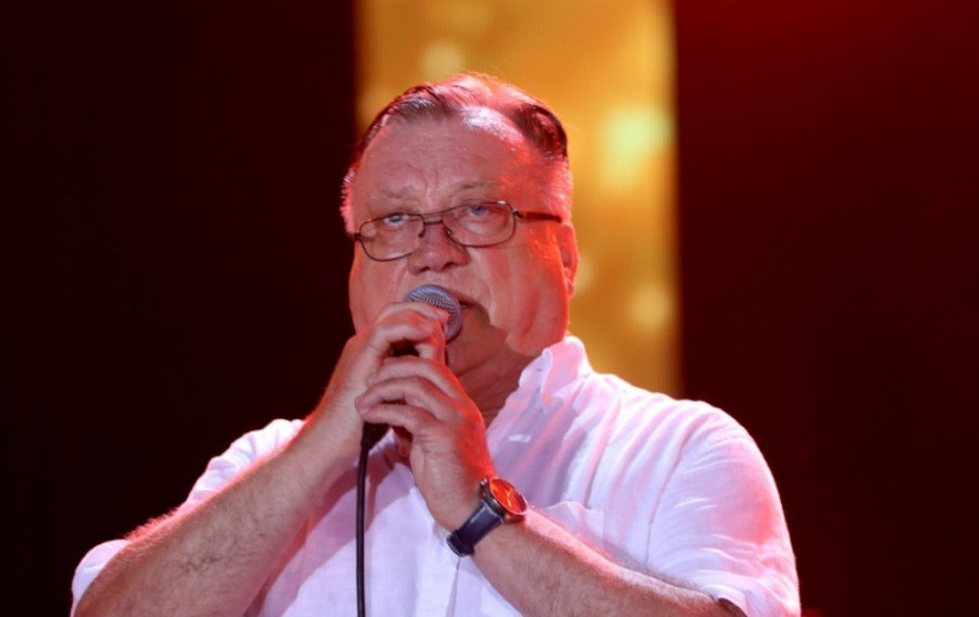 "Čuo sam se s njegovim sinom!" Pevač izneo detalje zdravstvenog stanja Halida Bešlića