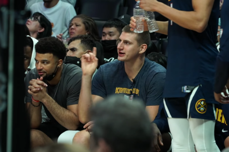 Nikola Jokić i Srbija - gde je problem? Amerikanci se opširno bave pitanjem, odgovor nije uopšte jednostavan