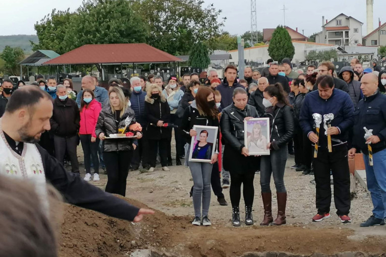 "Upao u menjačnicu dok je u jednoj ruci nosio bombu, a u drugoj metalnu šipku": Proverava se prošlost ubijenih Đokića do detalja!