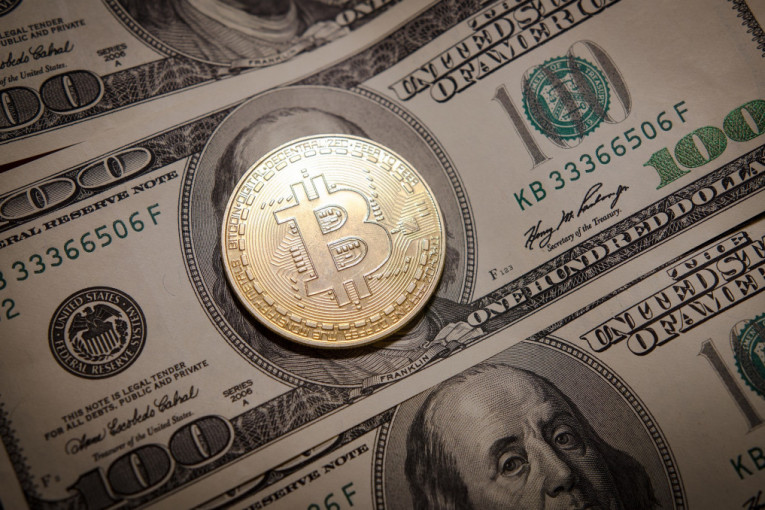 Bitkoin opet nizbrdo: Pad ispod „granice“ od 30.000 dolara