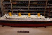 Set lego kockica za pravljenje replike Titanika: Sadrži 9.090 delova i košta 630 dolara (VIDEO)