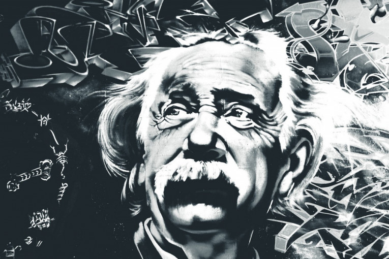 Ajnštajnova pomoćnica otkrila dugo čuvanu tajnu: Naučnik proučavao vanzemaljce u Rozvelu!