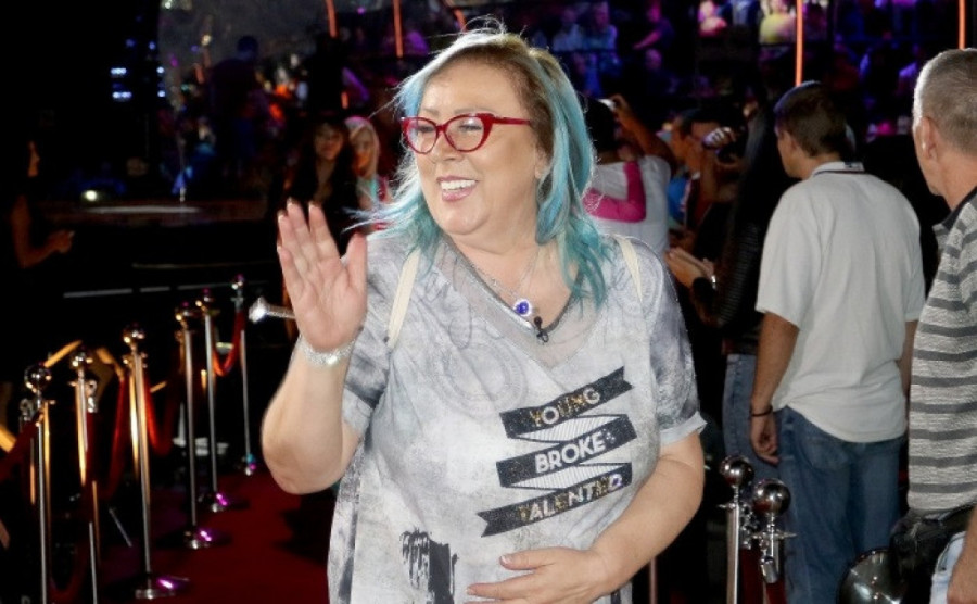 Propao biznis Zorice Marković: Oko kafane smeće i korov, a stopirana je i gradnja kuće!