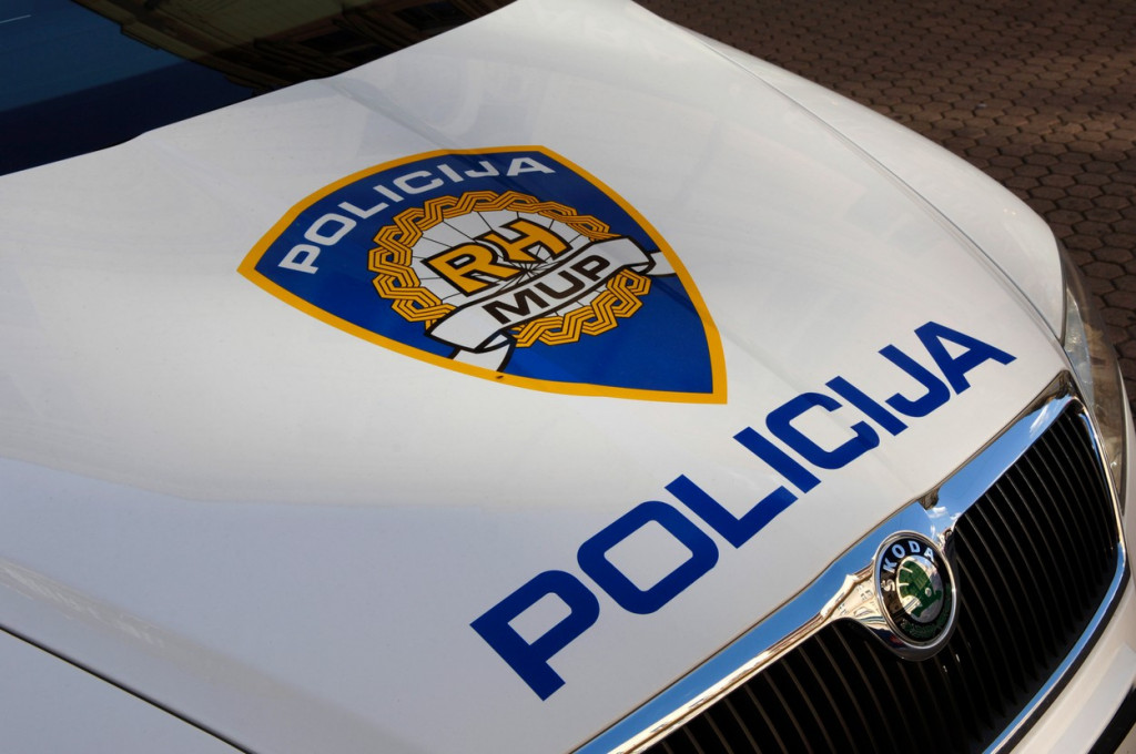 Stolari pronašli beživotno telo žene: Suprug nestao iz stana, policija traga za ubicom