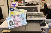 Zavod za izradu novčanica pravi sigurne dokumente: Saobraćajne dozvole i lične karte zadovoljavaju bezbednosne standarde