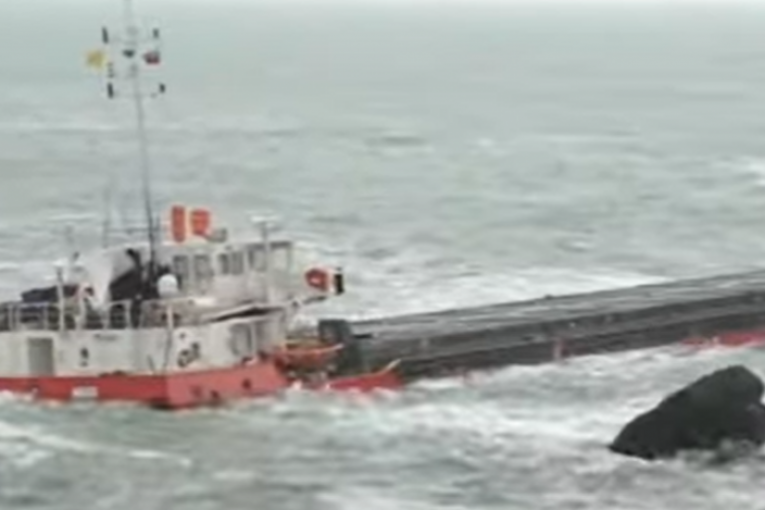 Potonuo brod sa 3.000 tona veštačkog đubriva: Na pomolu ekološka katastrofa