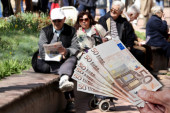Počinje isplata 20 evra građanima: Ko će dobiti najviše novca, za godinu dana i preko 38.000 dinara?