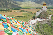 Čudo Tibeta! Sveto mesto sa koga se obavezno ponese malo zemlje