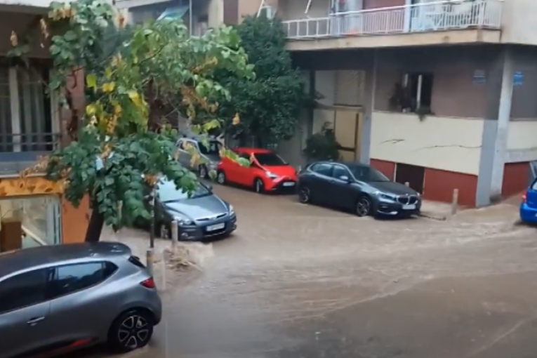 Nepogode ne prestaju u Grčkoj: Nakon Evije, padavine prave haos i na ulicama Atine i Soluna (VIDEO)