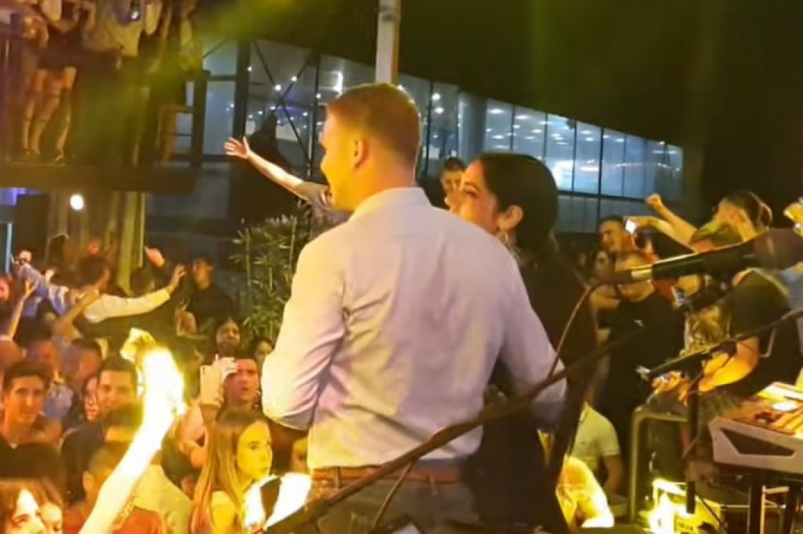 Tanja Savić ponovo sa političarem? Oprostila mu, a on odmah poslao vozača po nju!