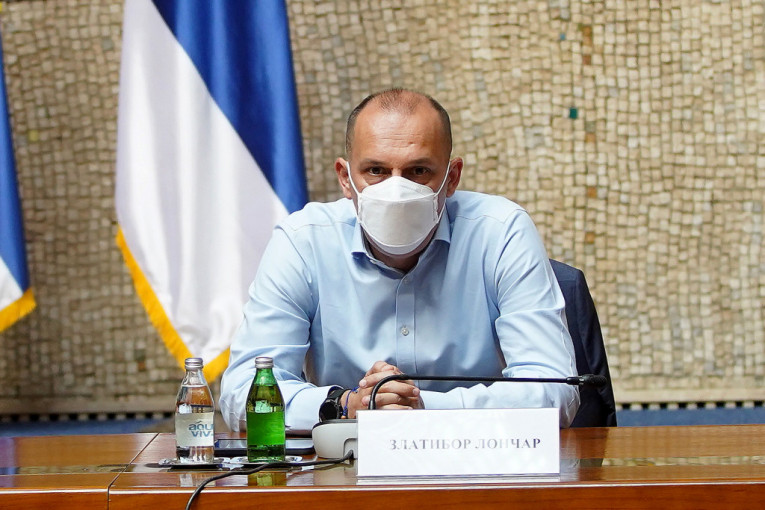 "Dođite ispred mog stana, ja sam kriv za sve": Ministar Lončar progovorio o protestima protiv Kona i Tiodorovića