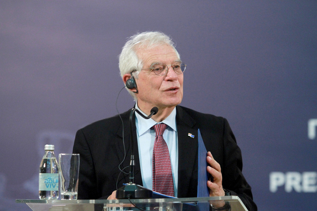 Ko je sve uveo sankcije Rusiji?! Bajden zagrmeo - odsekli smo rusku vladu od zapadnog finansiranja