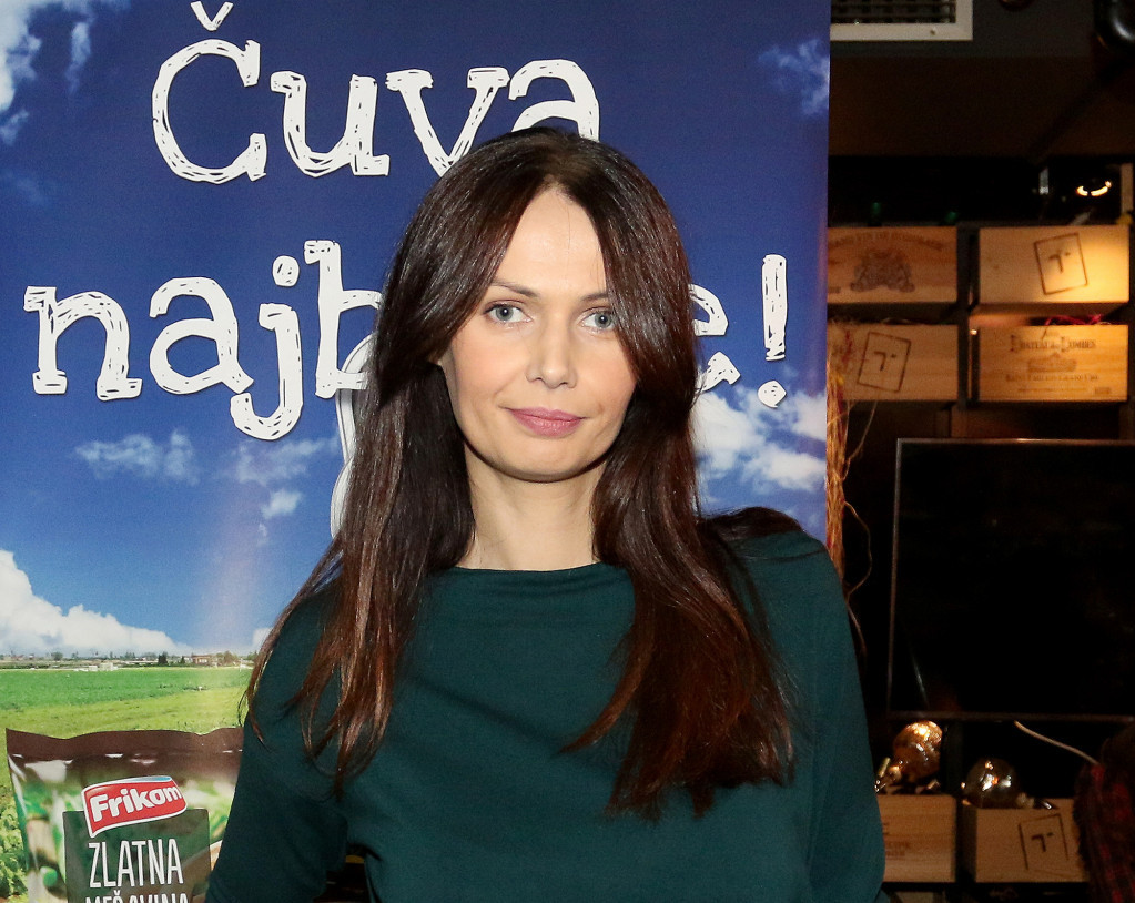 Muž "Praktične žene" postao direktor na Pinku, a ovako ona priča o njemu: Imao je milion žena pre mene!