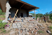 Bali pogodio snažan zemljotres: Izazvao klizišta, usmrtio najmanje tri osobe, među njima i trogodišnju devojčicu (VIDEO)