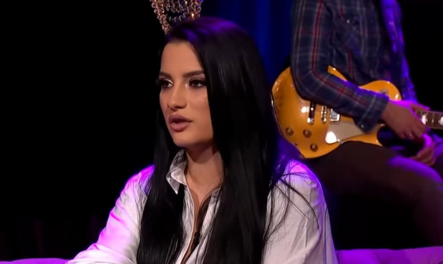 "One nisu sposobne da izdržavaju decu, žele da moj sin sve plaća" Majka Darka Lazića besno oplela po snajkama