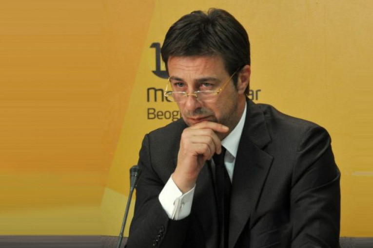 Novi detalji istrage: Dijana zataškavala četiri ubistva, pa organizovala hapšenje "škaljaraca"?