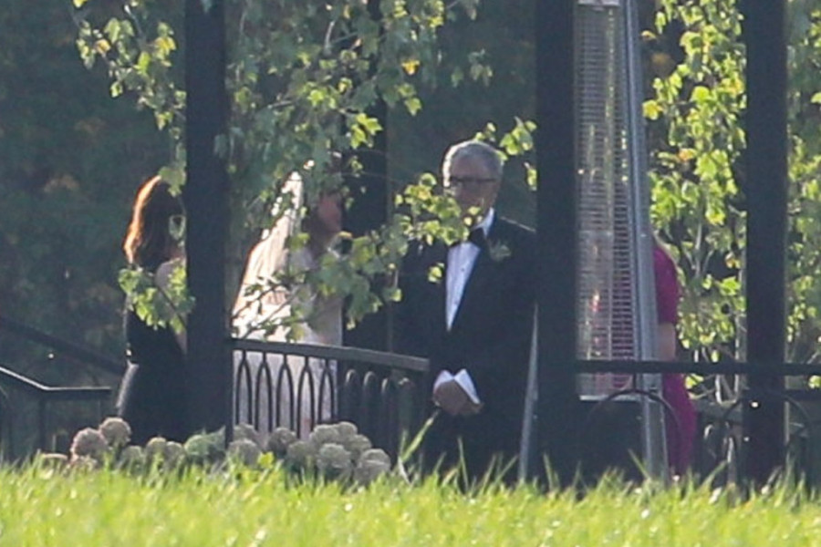 Udala se ćerka milijardera! Na raskošno venčanje potrošeno dva miliona dolara, Bil Gejts ne skriva sreću (FOTO)