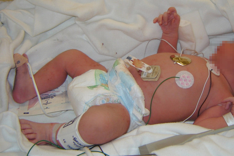 Članica sekte umrla nakon porođaja: Satima niko nije zvao pomoć, sve prenosili uživo, pa za smrt optužili demone!