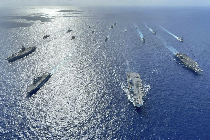 Kroz moreuz prošlo 10 zveri: Japan motri na kineske i ruske vojne brodove