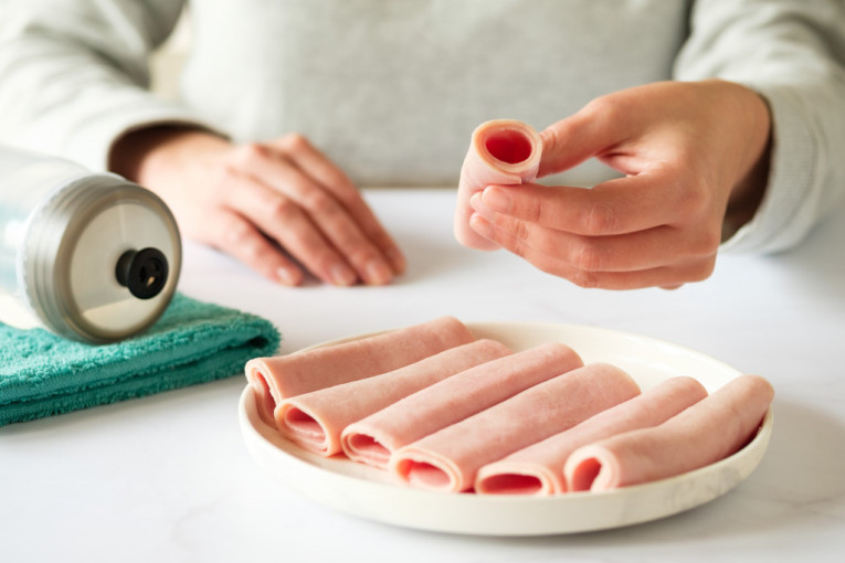 Recept dana: Slani mafini sa šunkom i sirom su odlični za doručak ili večeru, deci će se posebno svideti