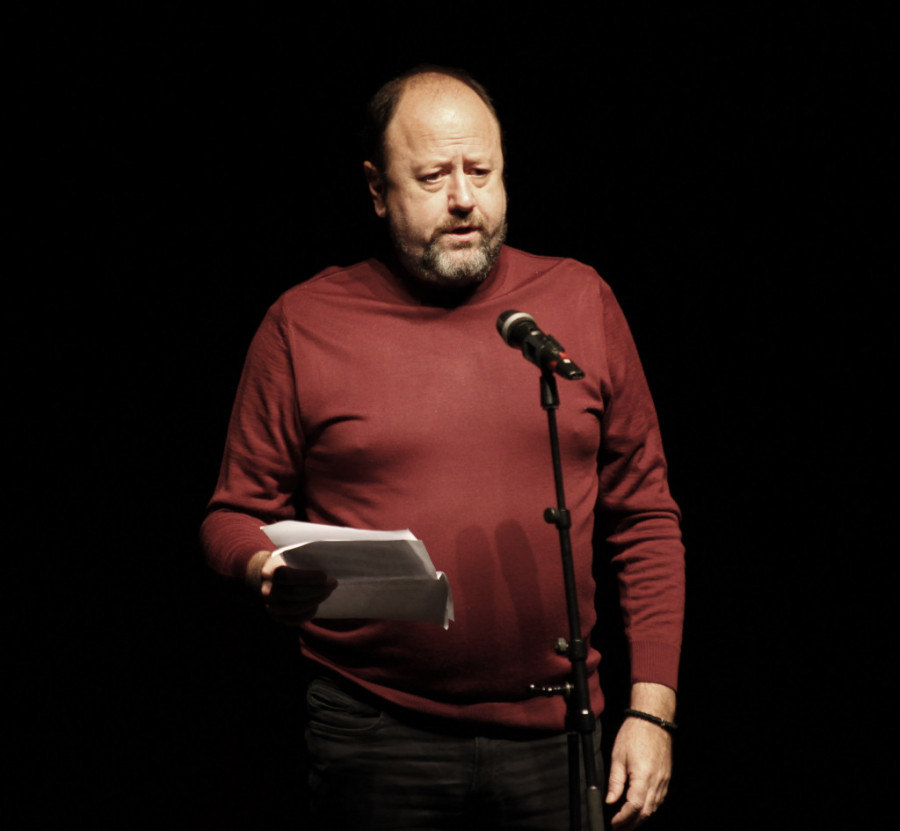 Tuga na sceni na kojoj on više nikada neće igrati: Održana komemoracija u čast Marku Živiću (FOTO)